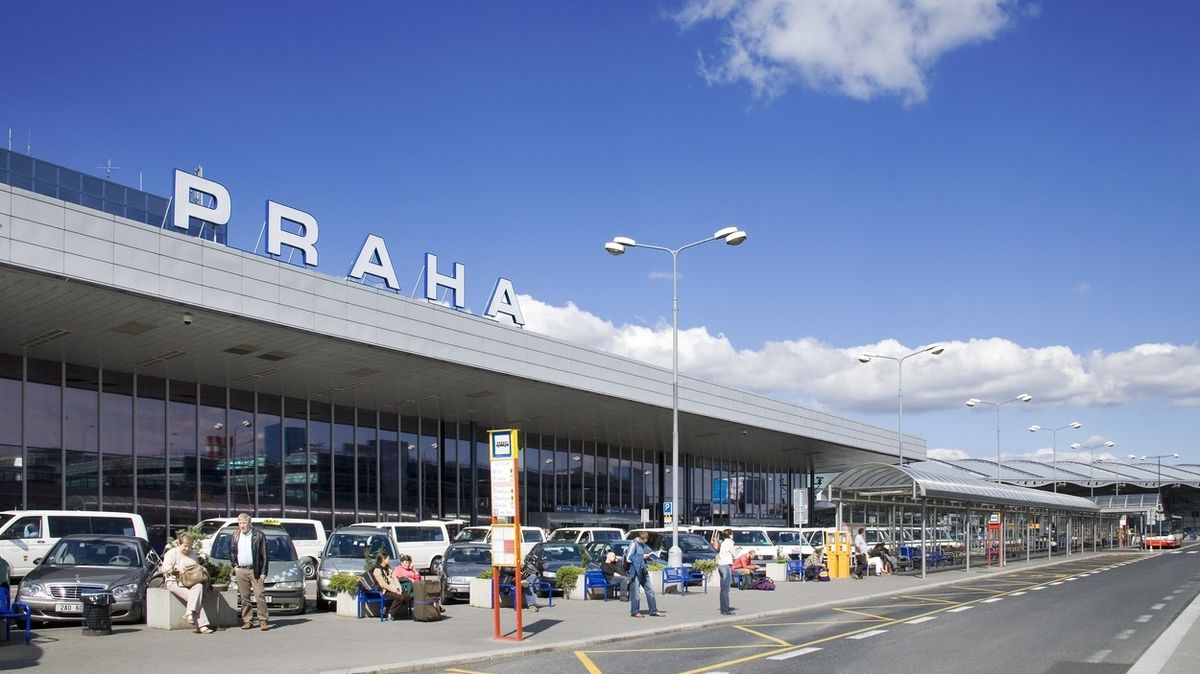 Jednodušší pravidla pro návrat do ČR paradoxně komplikují cesty z Emirátů